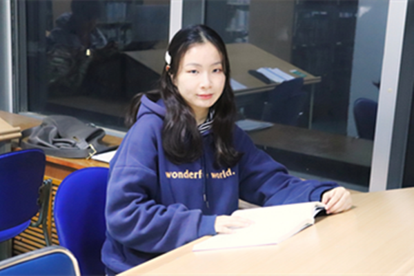 51712d3b5cfc462aa07e72586a374db8.png 张琪.png