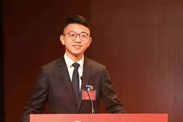 8f5d1360326e4f8c9c23b165f76bbdeb.png 2.png