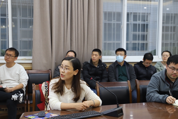 cedfa973432b49c5a29606ae067f4ef9.jpg 崔卫芳.jpg