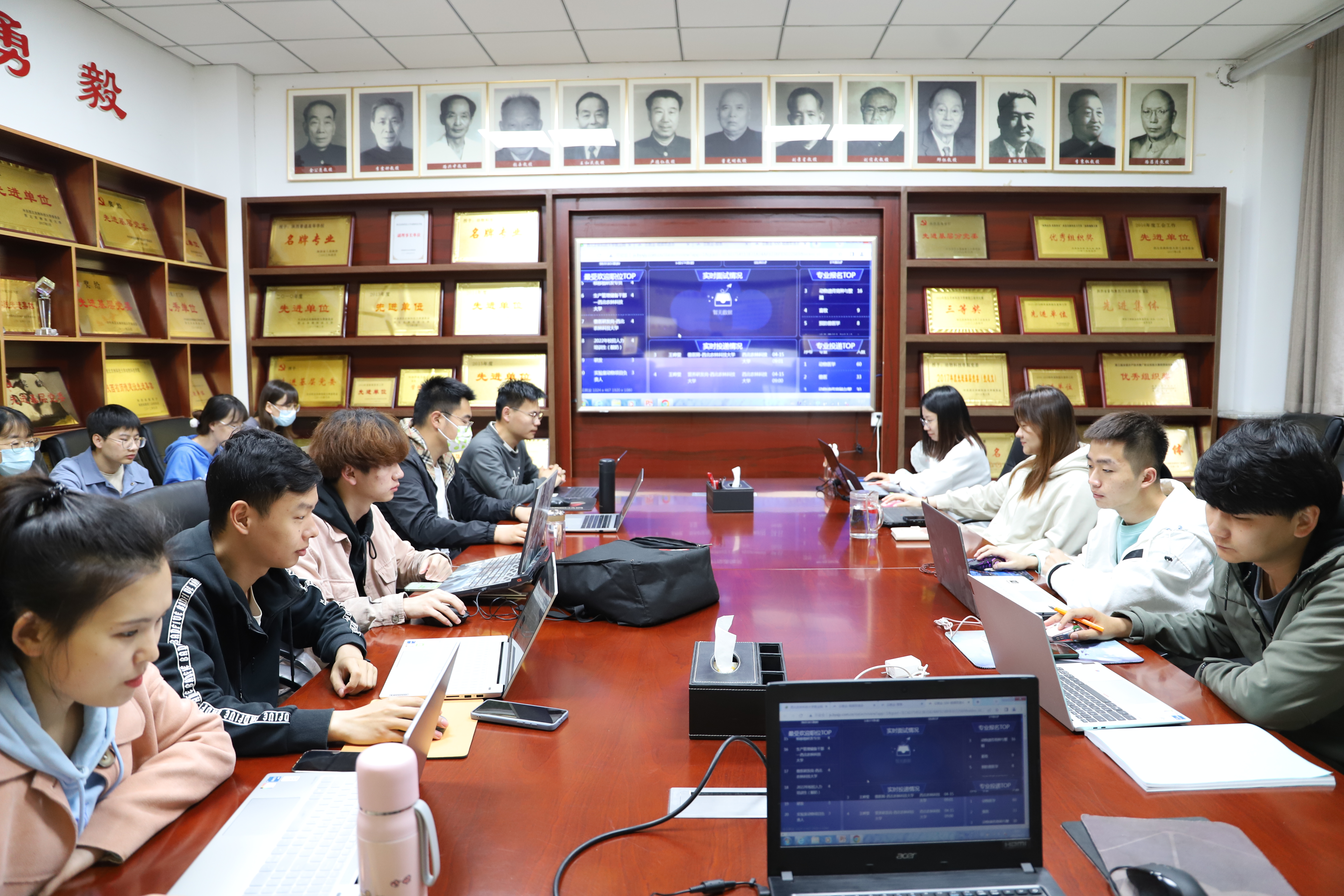 3fe4573839694f1ba6d89a359fba1175.jpg 3fe4573839694f1ba6d89a359fba1175.jpg